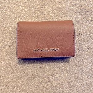 Michael Kors Luggage Jet Set MD Slim Wallet